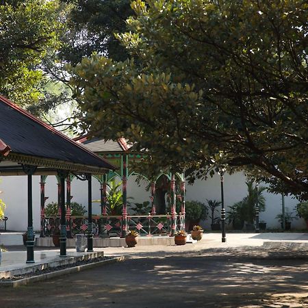 Garrya Bianti Yogyakarta Hotel Sleman  Exterior photo